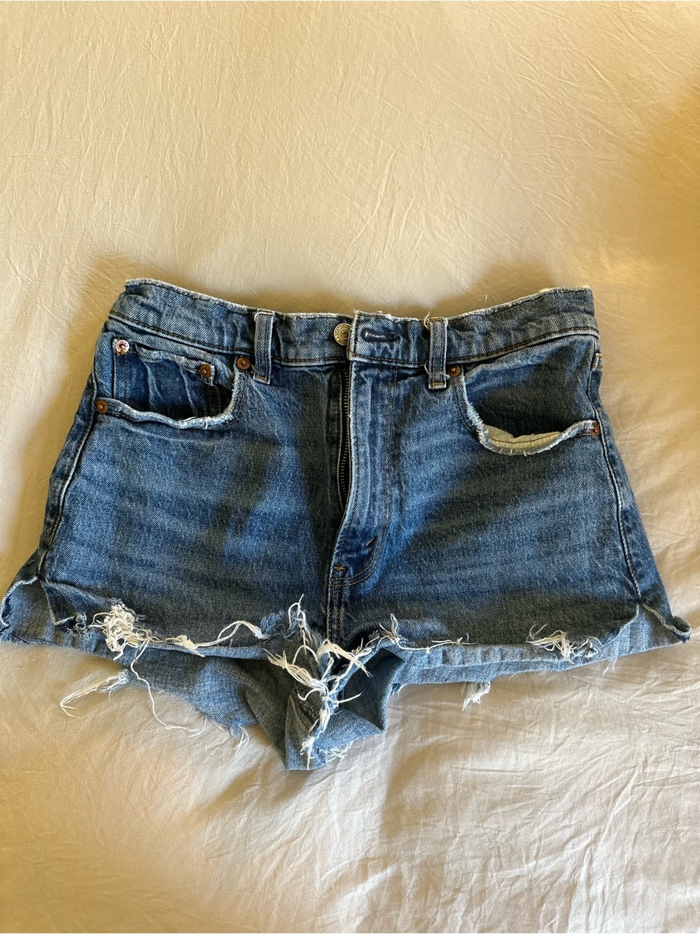 Abercrombie & Fitch Raw-Hem Women's Denim Shorts - Medium Blue